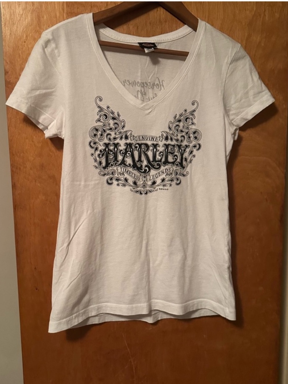 Harley Davidson White V-Neck Tee S